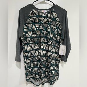 LulaRoe Randy baseball tee-large